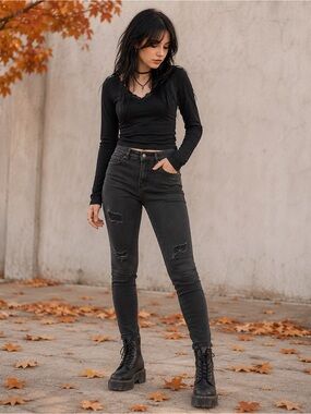 Celebrity Pink Black Distressed Jeans – Emo/Alternative Style